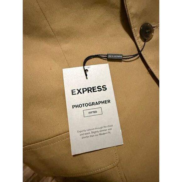 EXPRESS NWT PHOTOGRAPHER FITTED BLAZER SIZE 38R MSRP: $228 - Picture 3 of 8